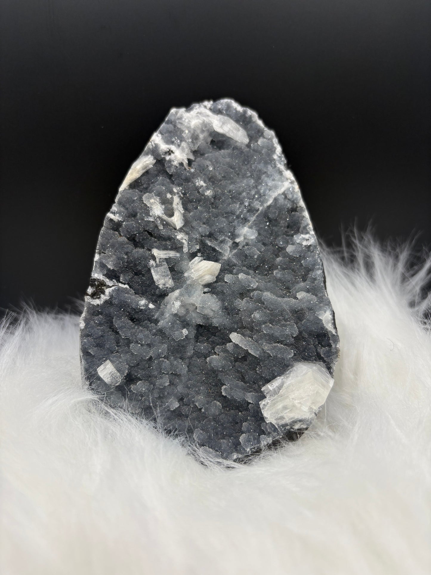 CHALCEDON MIT APOPHYLLIT