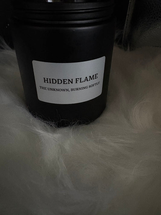 CANDLE - HIDDEN FLAME (mystery gemstone) 120ml